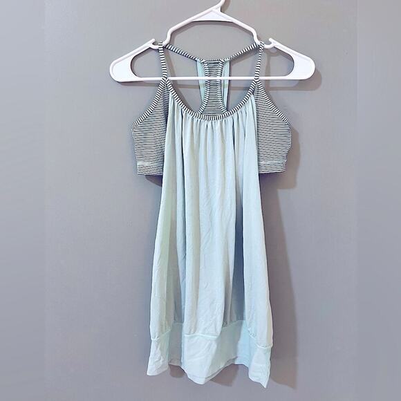 Lululemon No Limits Tank Top Built In Bra black Sky Blue Stripe Black Size 8 - Picture 1 of 6